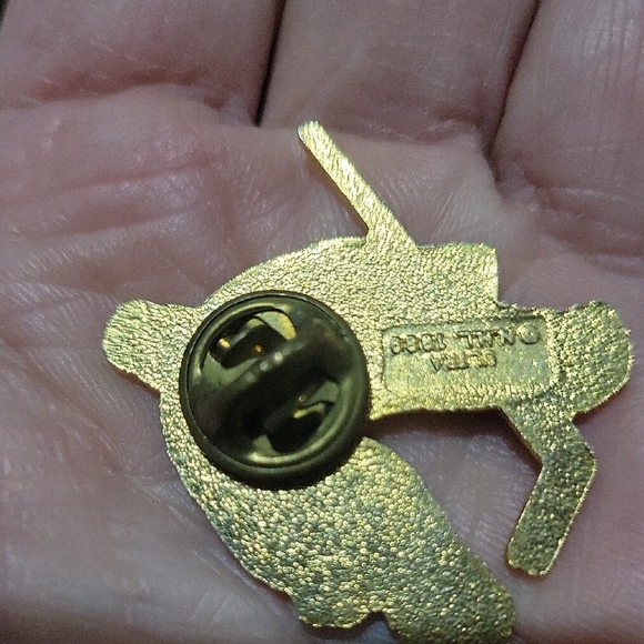 Calgary Flames 1988 Hockey Player Pin - Picture 2 of 2